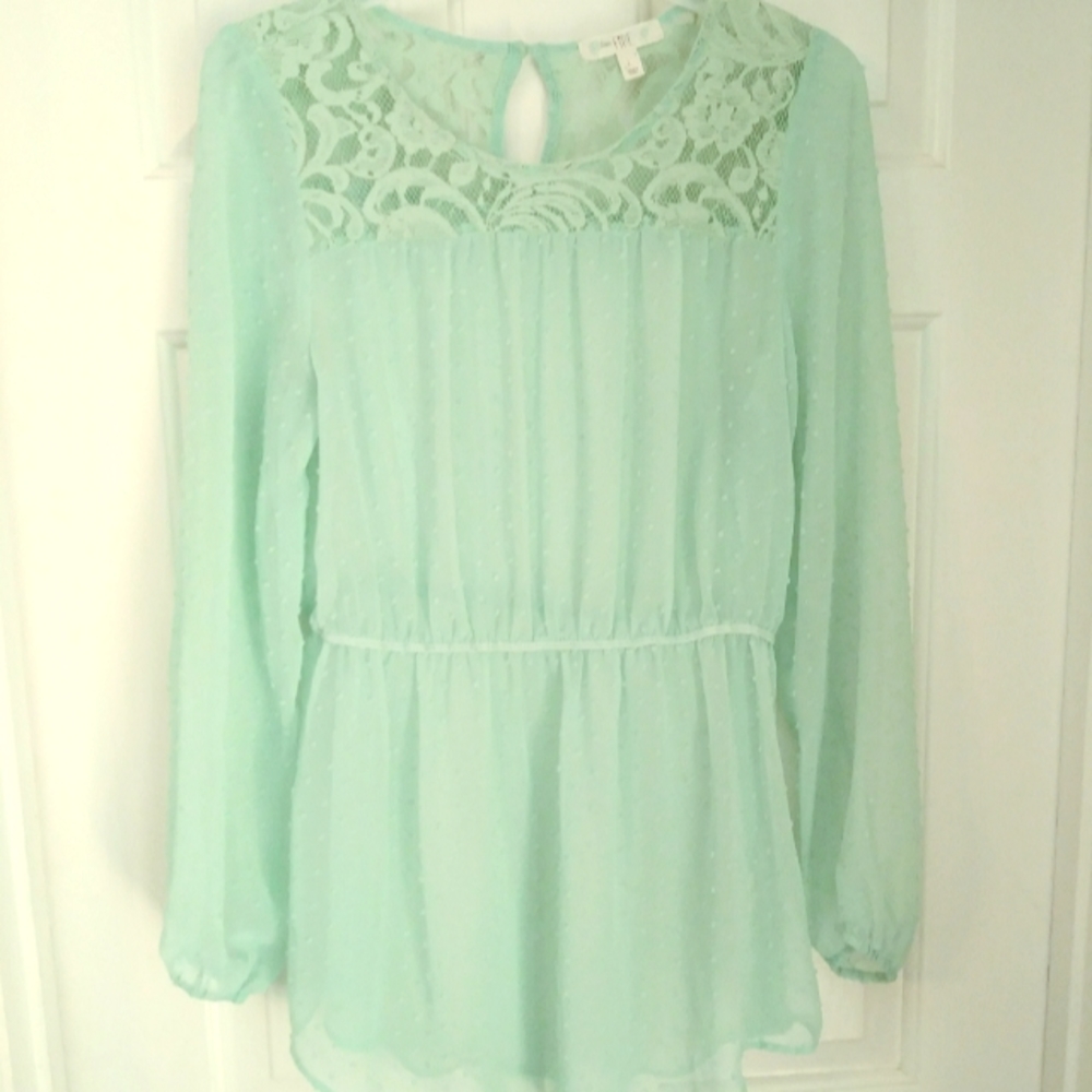 💥4/$20 DRESS TOP, LARGE, SHEER, LACY